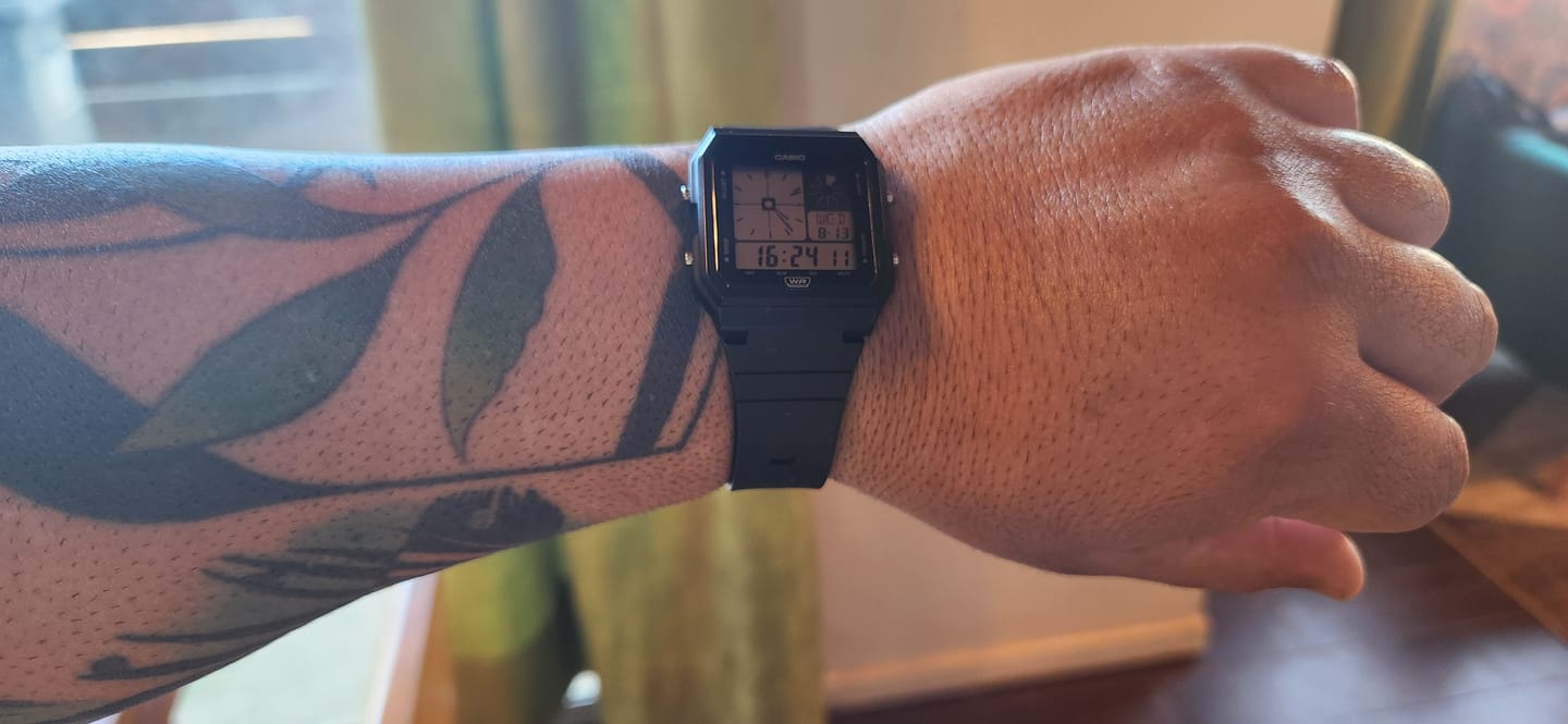 Customer photo review of Reloj Casio Vintage LF-20W-1ADF Twin-Graph Reissue Resina