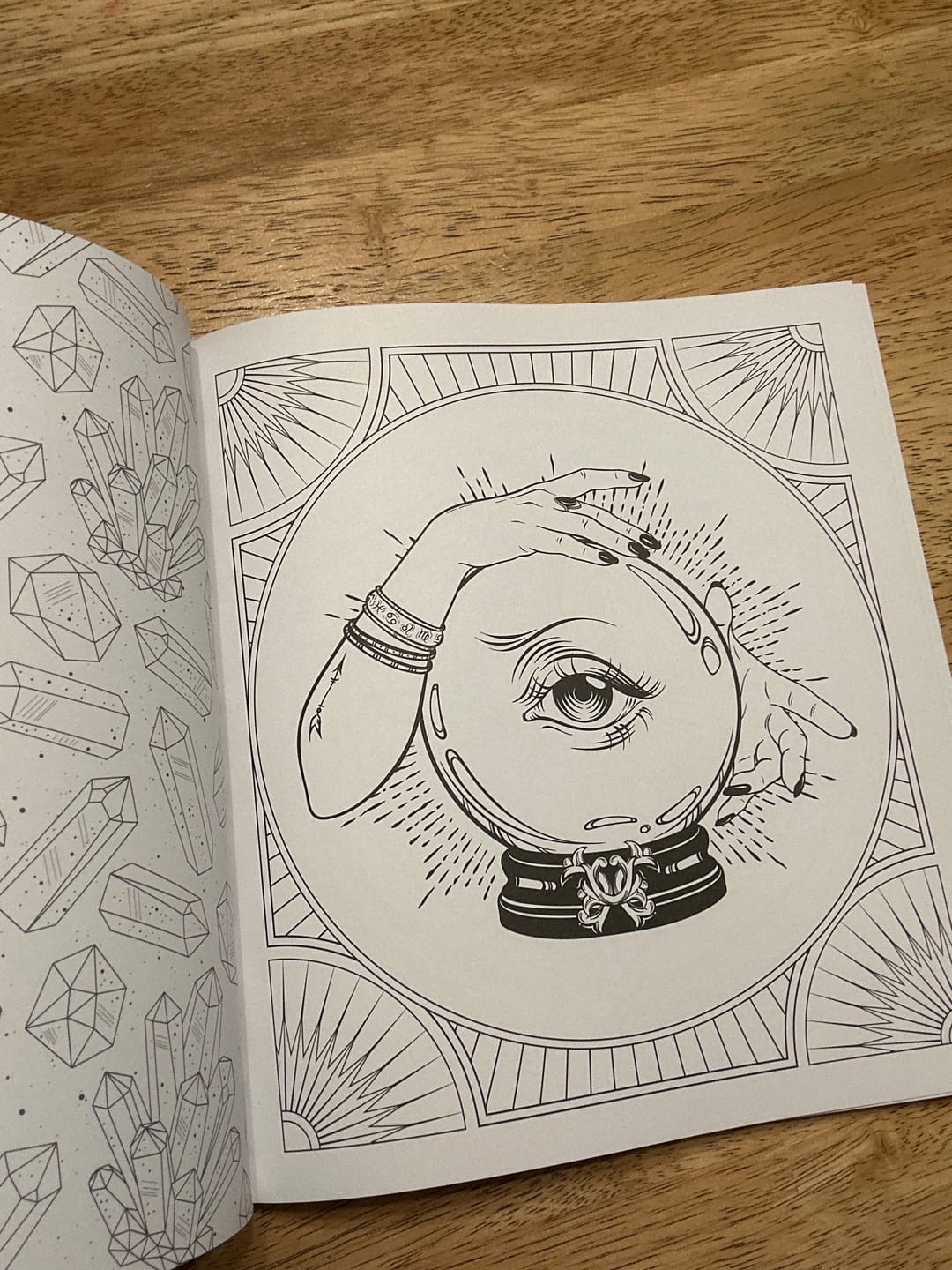 Customer photo review of Brujería para Colorear - Varios Autores