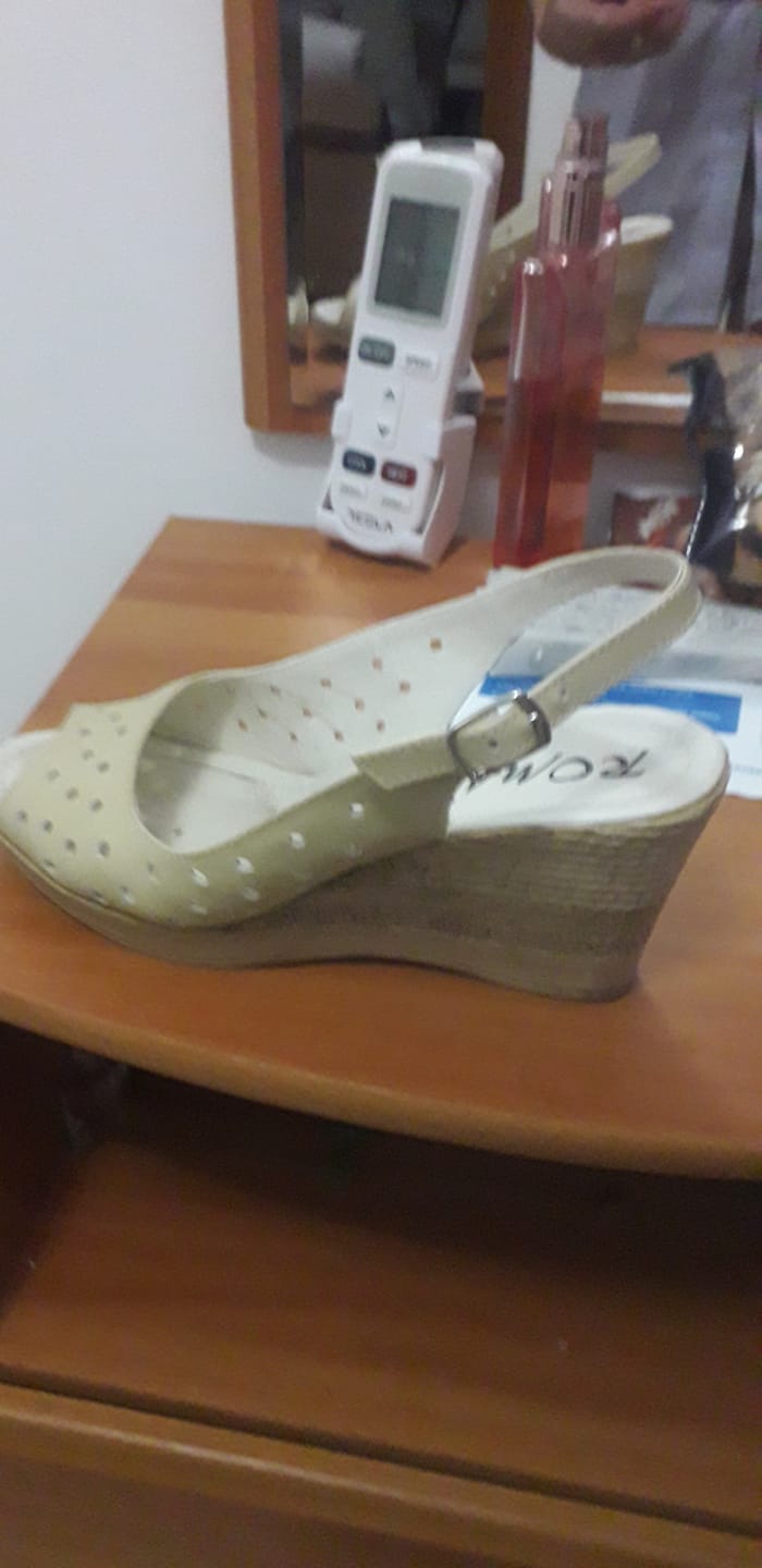 Customer photo review of Sandale Dama Romana Nova Ioana/ Bej