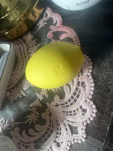 Customer photo review of Lem Clitoral Massager