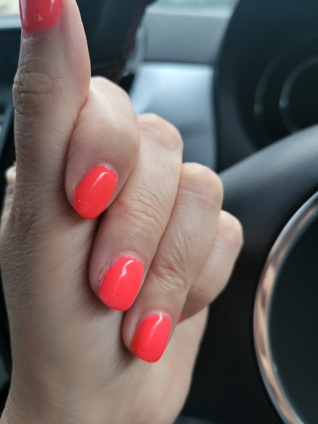 Customer photo review of Semilac 570 Neon Watermelon UV Gel Polish