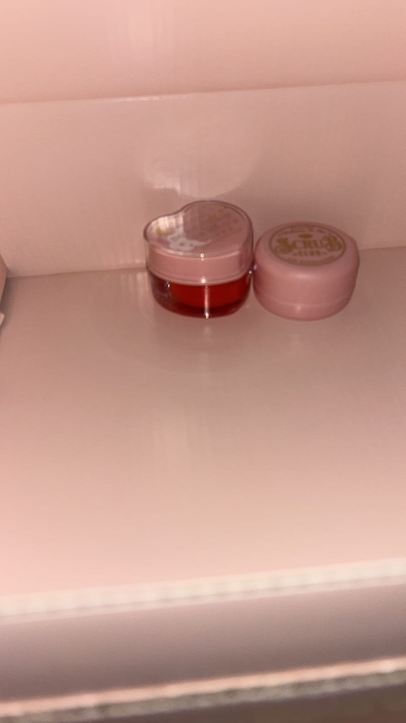 Customer photo review of P. Louise Juicy Drip Lip Duo