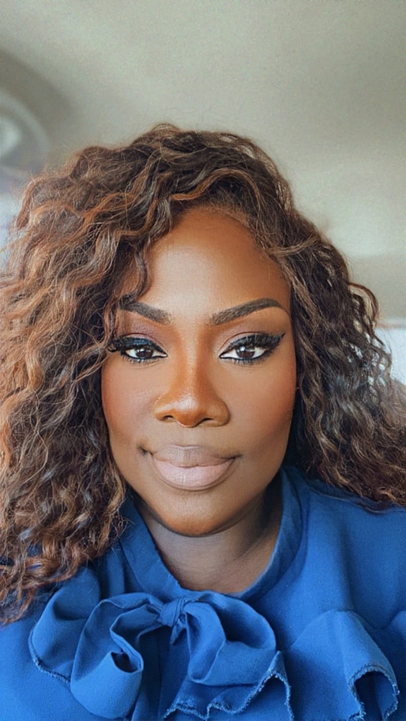 Customer photo review of Sensationnel Synthetic Hair Cloud 9 Swiss Lace What Lace 13x6 Frontal Glueless HD Lace Wig - PERLA