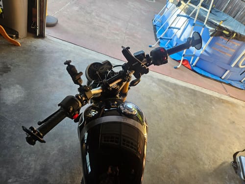 Customer photo review of Triumph Speed 400 & Scrambler 400 X Bar End Mirror Kits