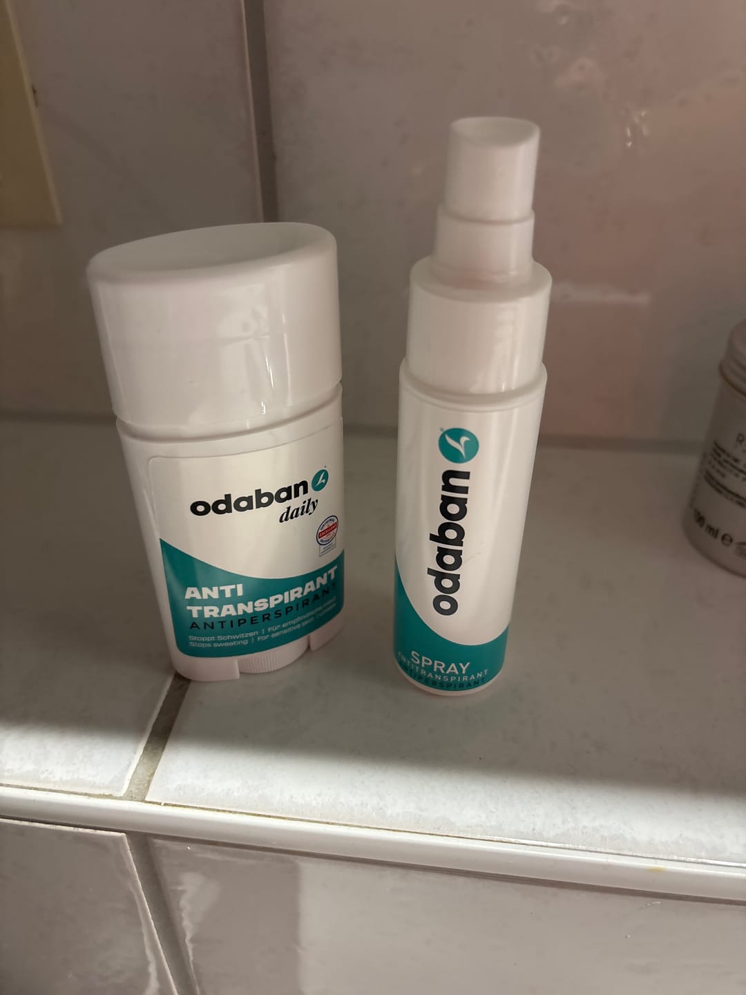 Customer photo review of odaban® Antitranspirant Set - Spray + Deo Stick