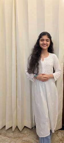 Customer photo review of White Long Mukaish Rayon kurta