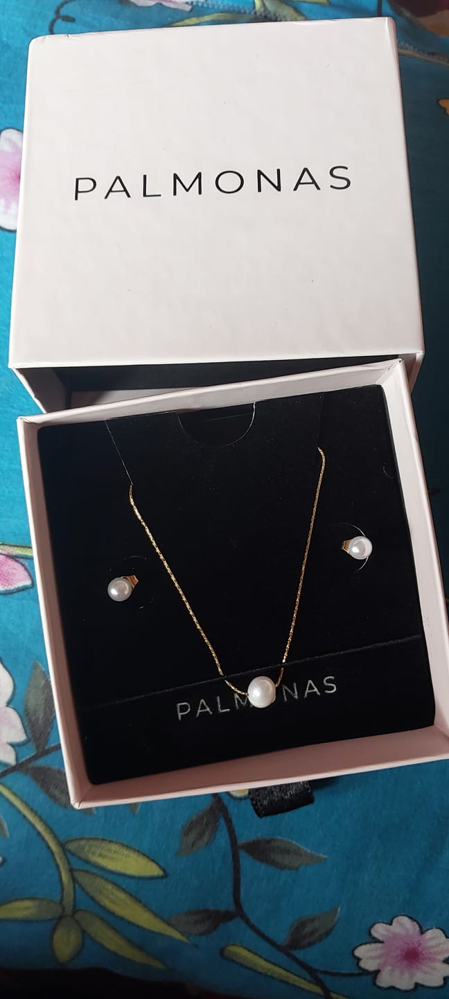 Customer photo review of Serene Pearl Set