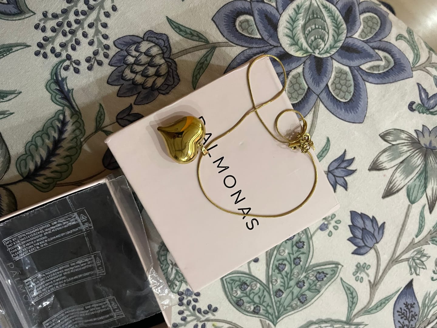 Customer photo review of Heart Pendent Gold Chain Necklace