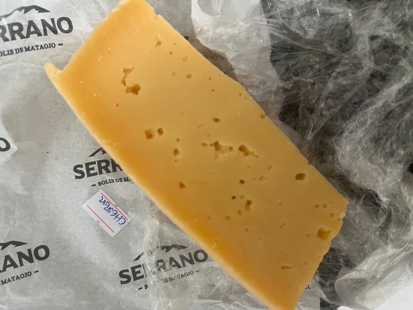 Customer photo review of Queso Chester, artesanal, picante