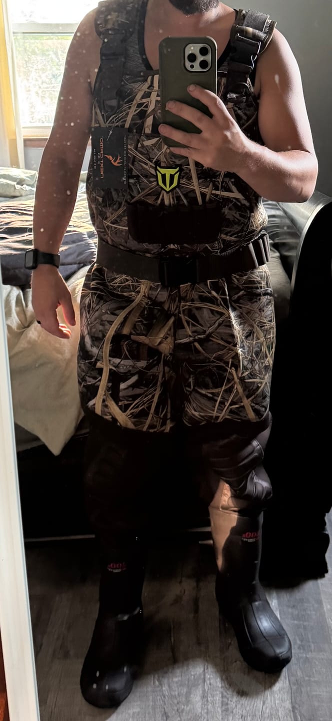 Customer photo review of MarshWarrior Chest Waders Men's Waterfowl Hunting 200 Gram 3M Thinsulate Neoprene Waders