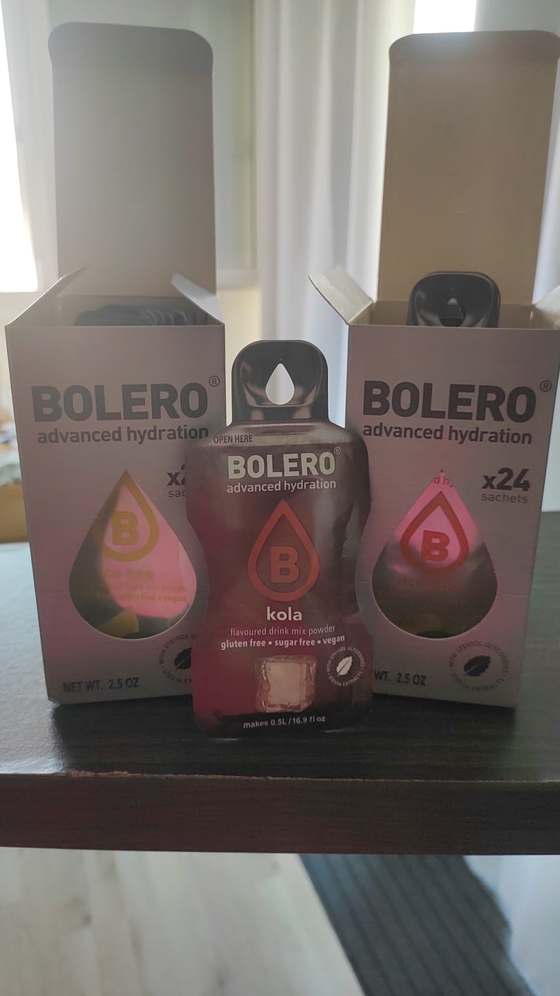 Customer photo review of Bolero Sticks 48 Bustine MIX 3g, Bevanda Istantanea Zero Zuccheri e Poche Calorie