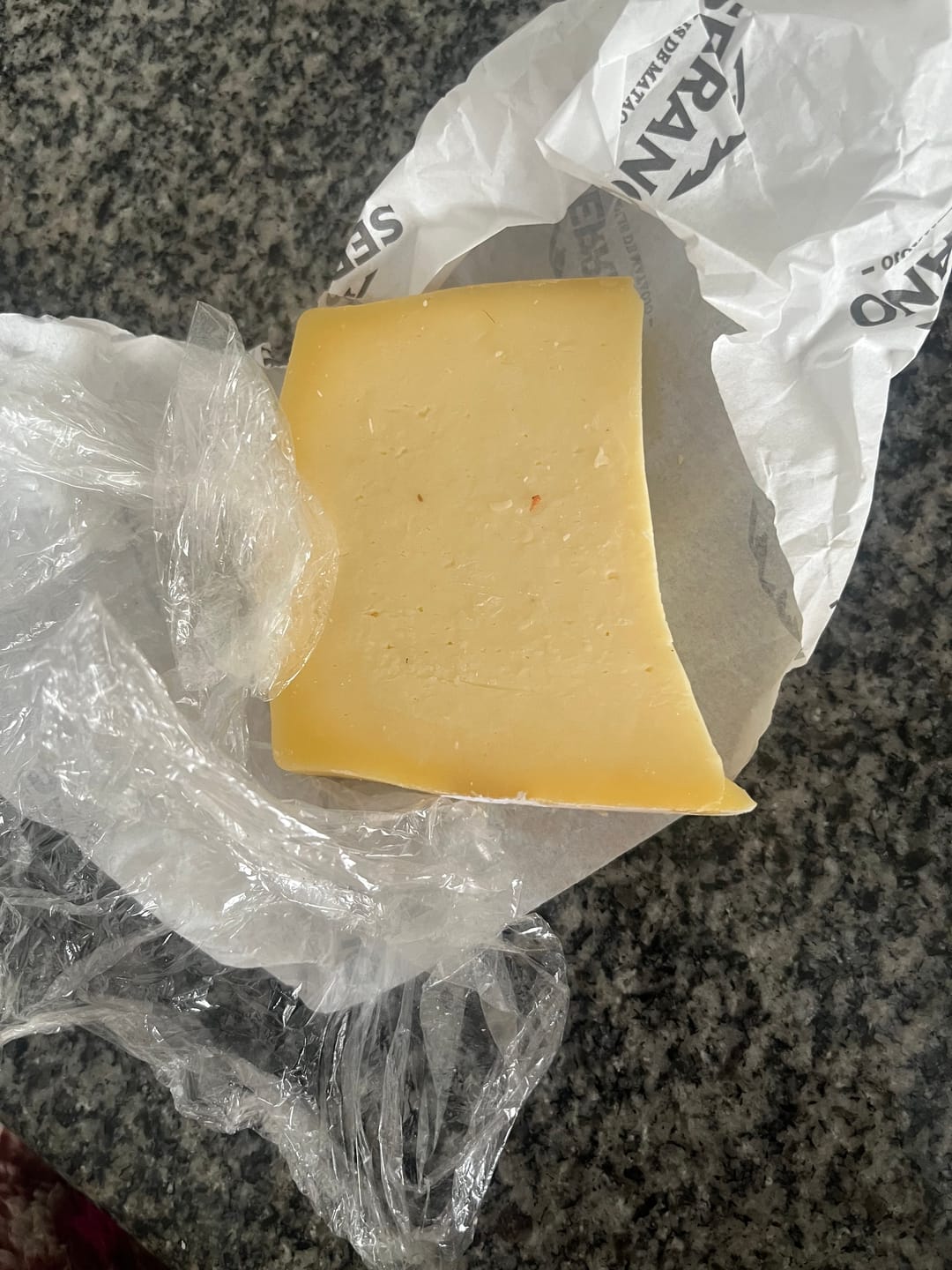 Customer photo review of Queso Danbo Artesanal, cremoso