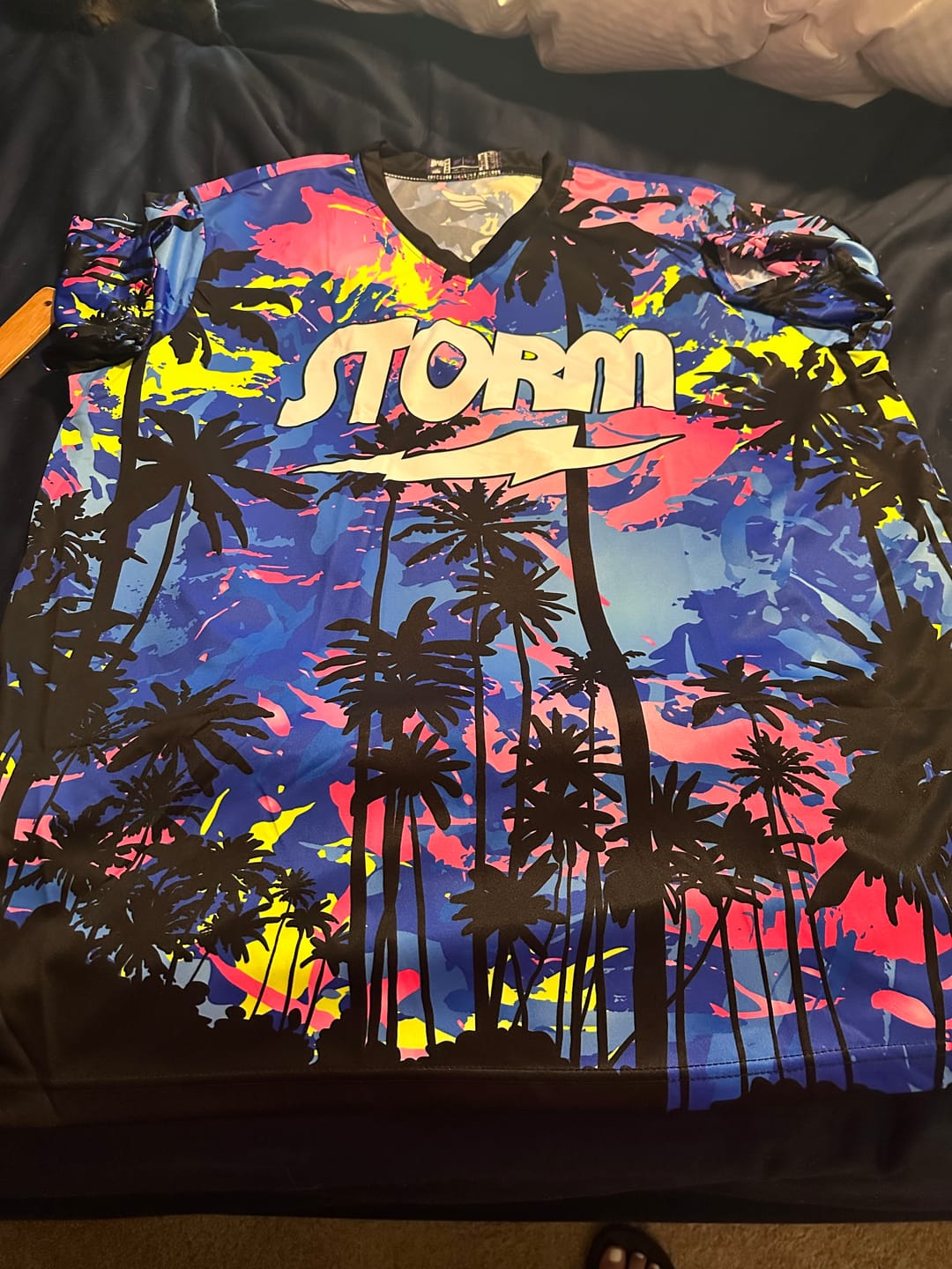 Customer photo review of STORM - TROPICAL SURGE PEARL BBP NEON - BOWLING JERSEY