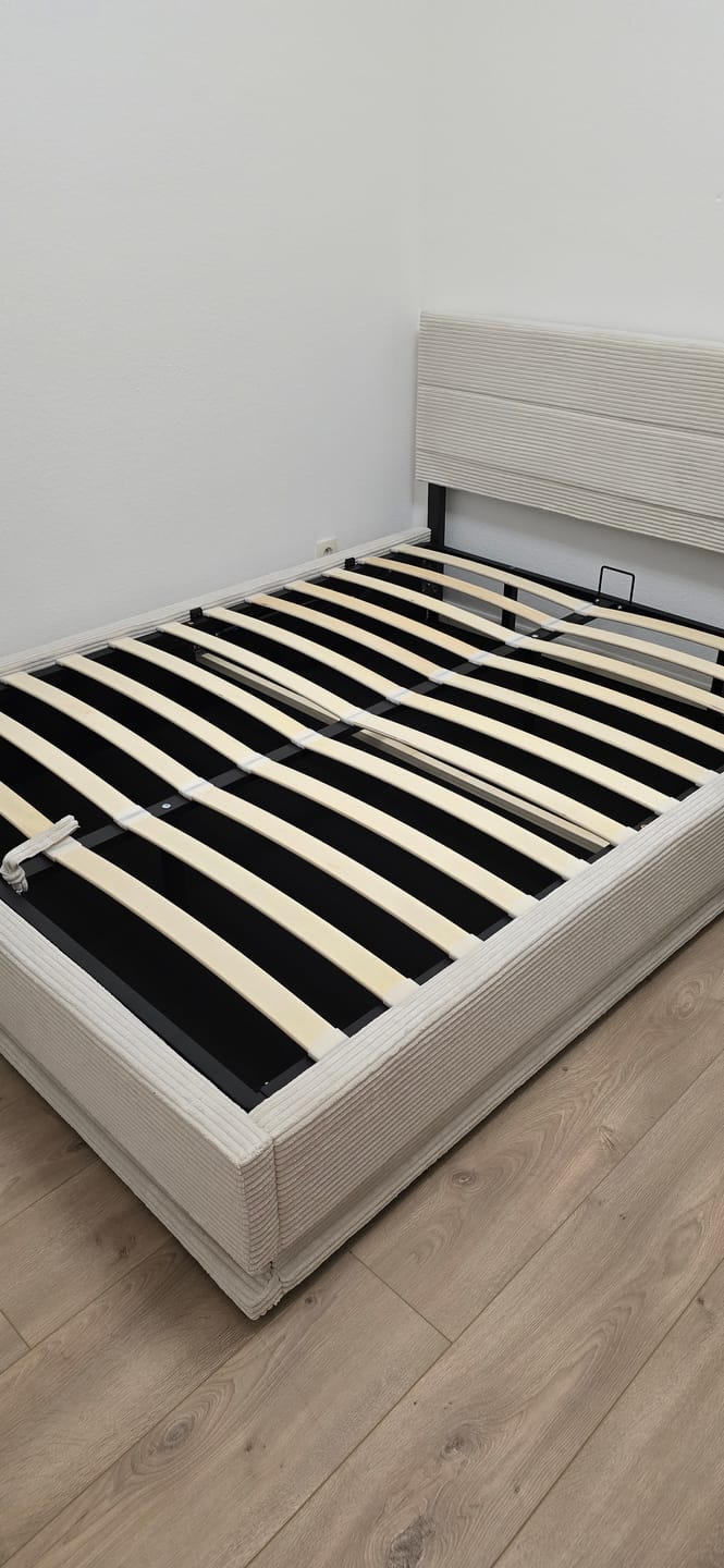Customer photo review of Lit coffre avec led - DARMON