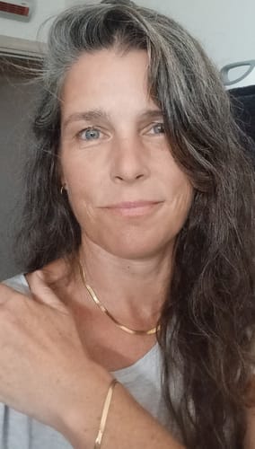 Customer photo review of Essentials Snake Chain Necklace