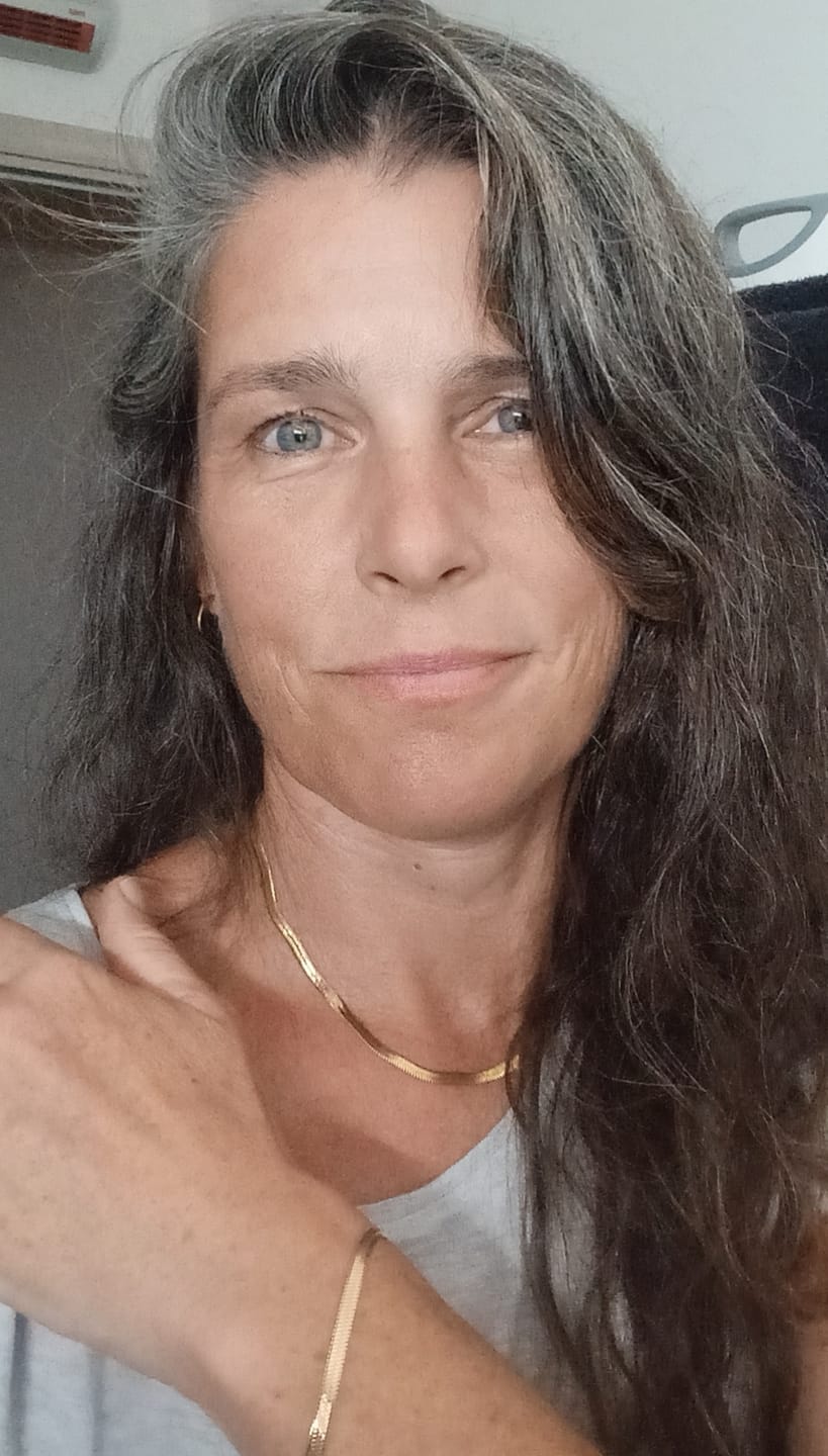 Customer photo review of Essentials Snake Chain Necklace