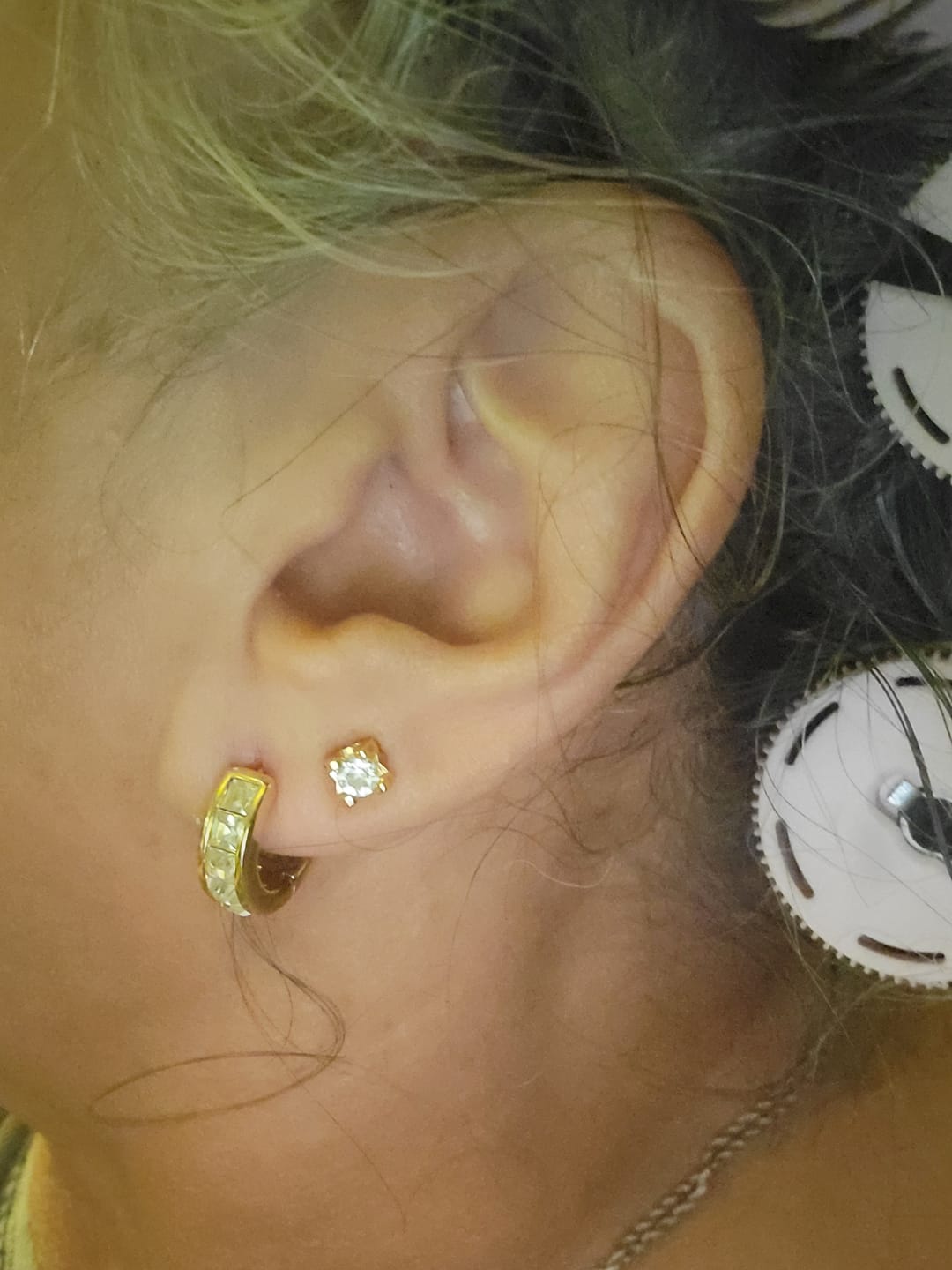 Customer photo review of Clara 18k Gold Plated Stud Earrings with Solitaire Round Cut Swarovski Crystal — Final Sale