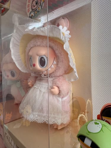 Customer photo review of The Monsters Mokoko Fall Into Spring Series Pendant & Vinyl Plush Doll. Mokoko V2