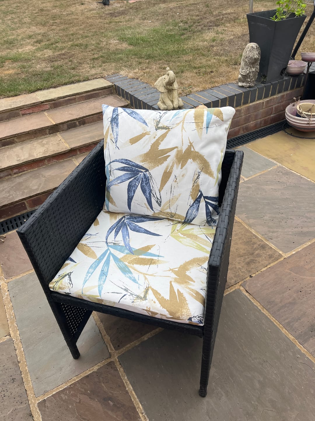 Customer photo review of Large Leaves Cotton Canvas Fabric