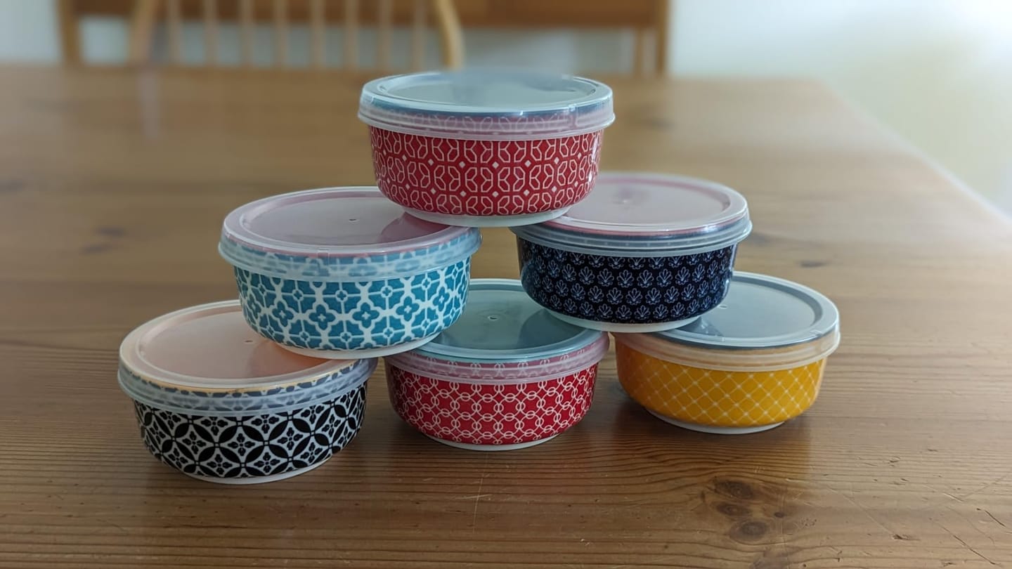 Customer photo review of Mosaian Dip Bowls with Lids - Set of 6