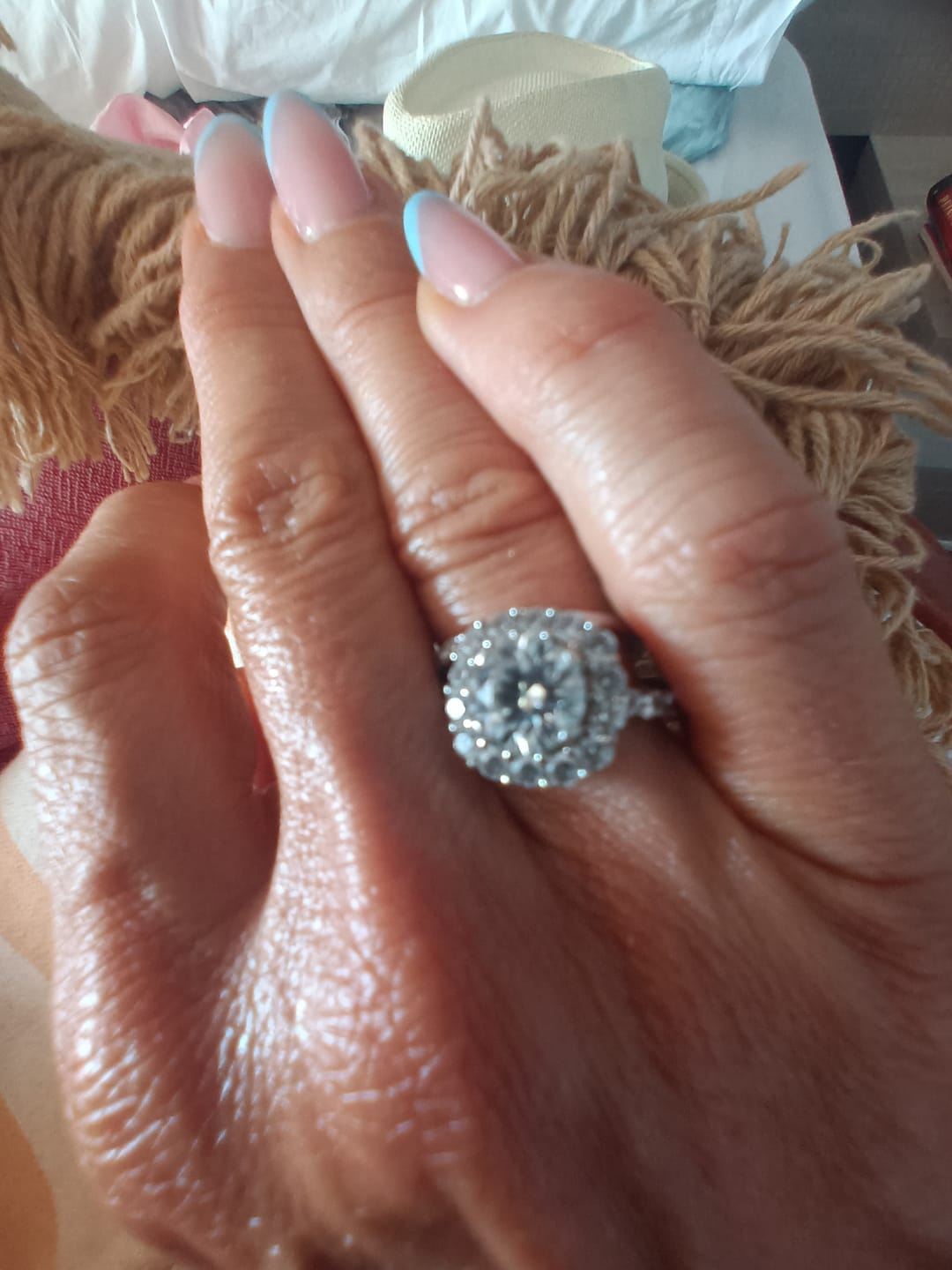 Customer photo review of S925 Moissanite 2.0 Carat Halo Round Cut Promise Ring Vintage Engagement Ring For Women