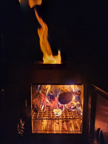 Kim Y. review of Winnerwell Woodlander L-sized Pizza Oven Large Firebox Grate image 1 out of 1