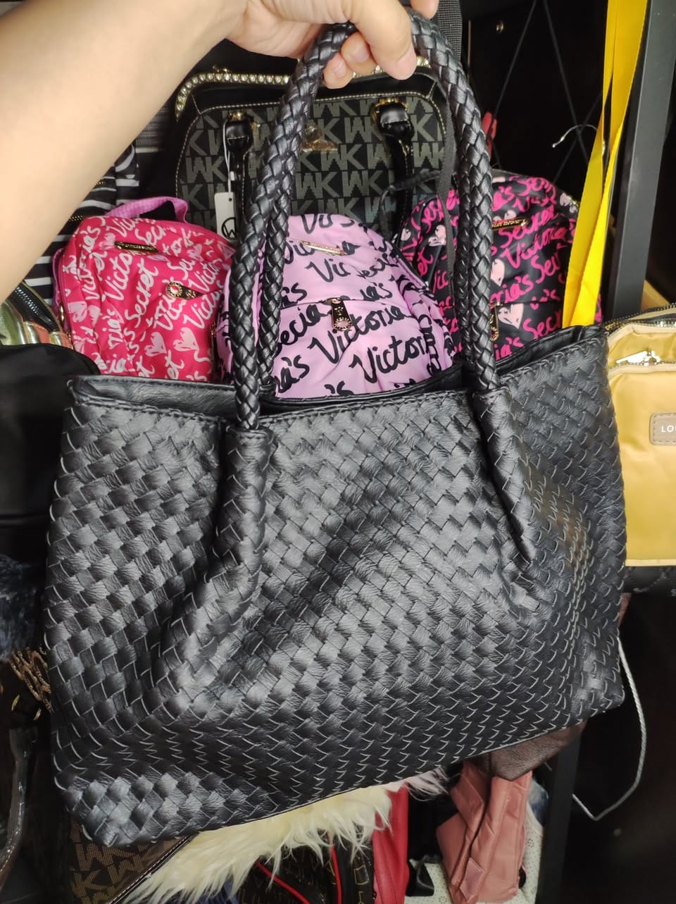 Customer photo review of Natalie Woven Bag XL