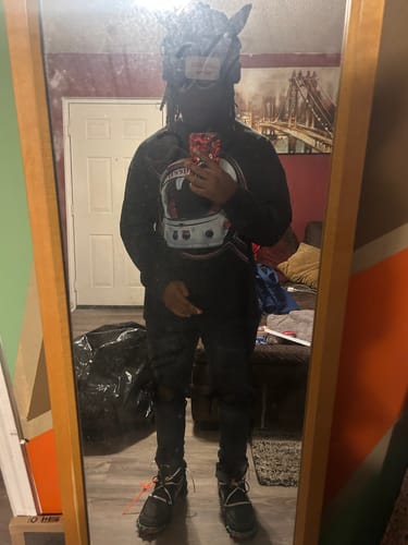 Customer photo review of Godspeed Lift Off L/S Tee Black Wash