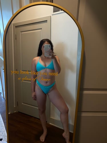 Customer photo review of SERENA Aqua Melon Triangle Bikini Top