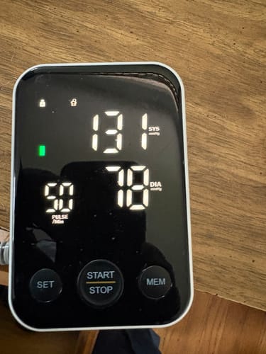 Customer photo review of Rennora Hair Growth Serum