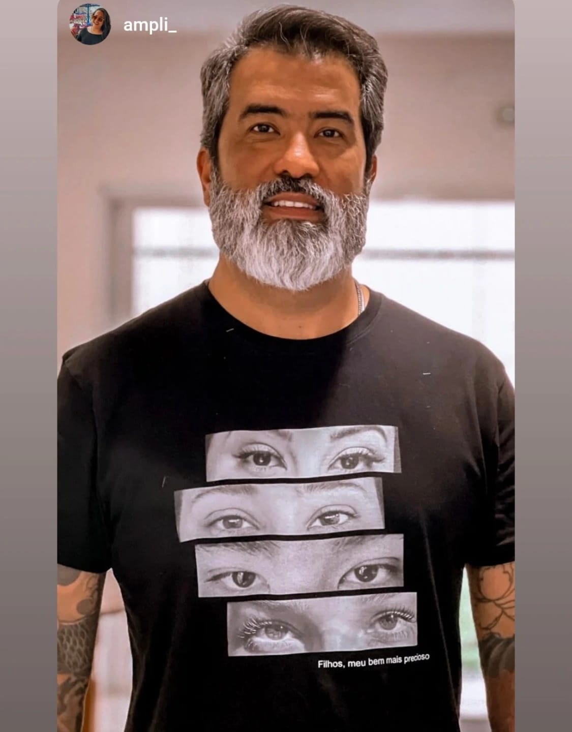 Customer photo review of Camiseta Personalizada DIA DOS PAIS - OLHARES DOS FILHOS - Algodão Peruano