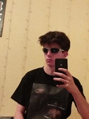 Customer photo review of Y2K Wrap Around Sunglasses