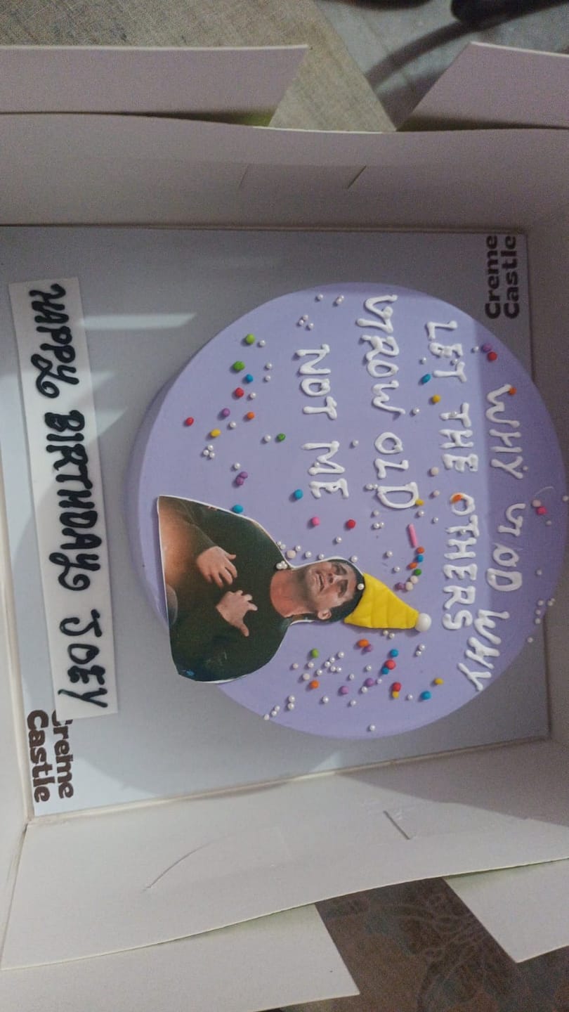Customer photo review of Joey Meme Cake
