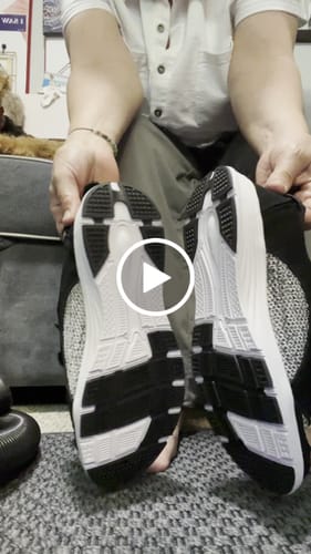 Customer video review of Barista Sport - Ultralight Walking Shoe