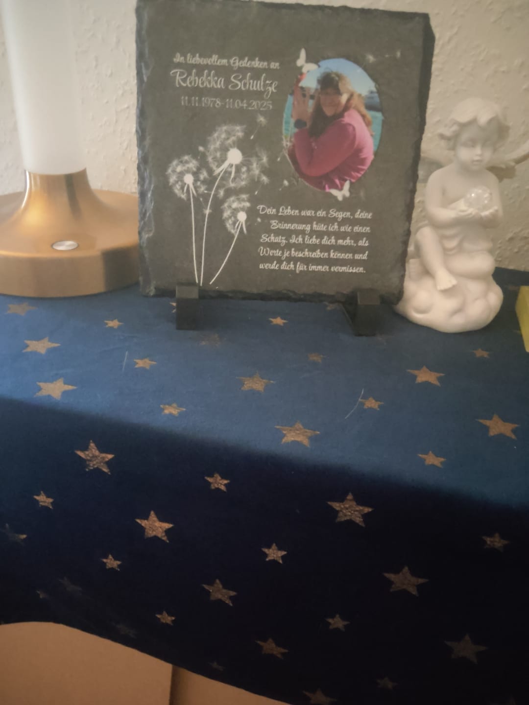 Customer photo review of Das schönste Denkmal - Individuelle Schieferplatte zum Andenken an Verstorbene