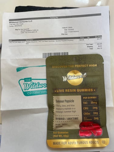 Customer photo review of Tastes of Summer | THC Live Resin Gummies