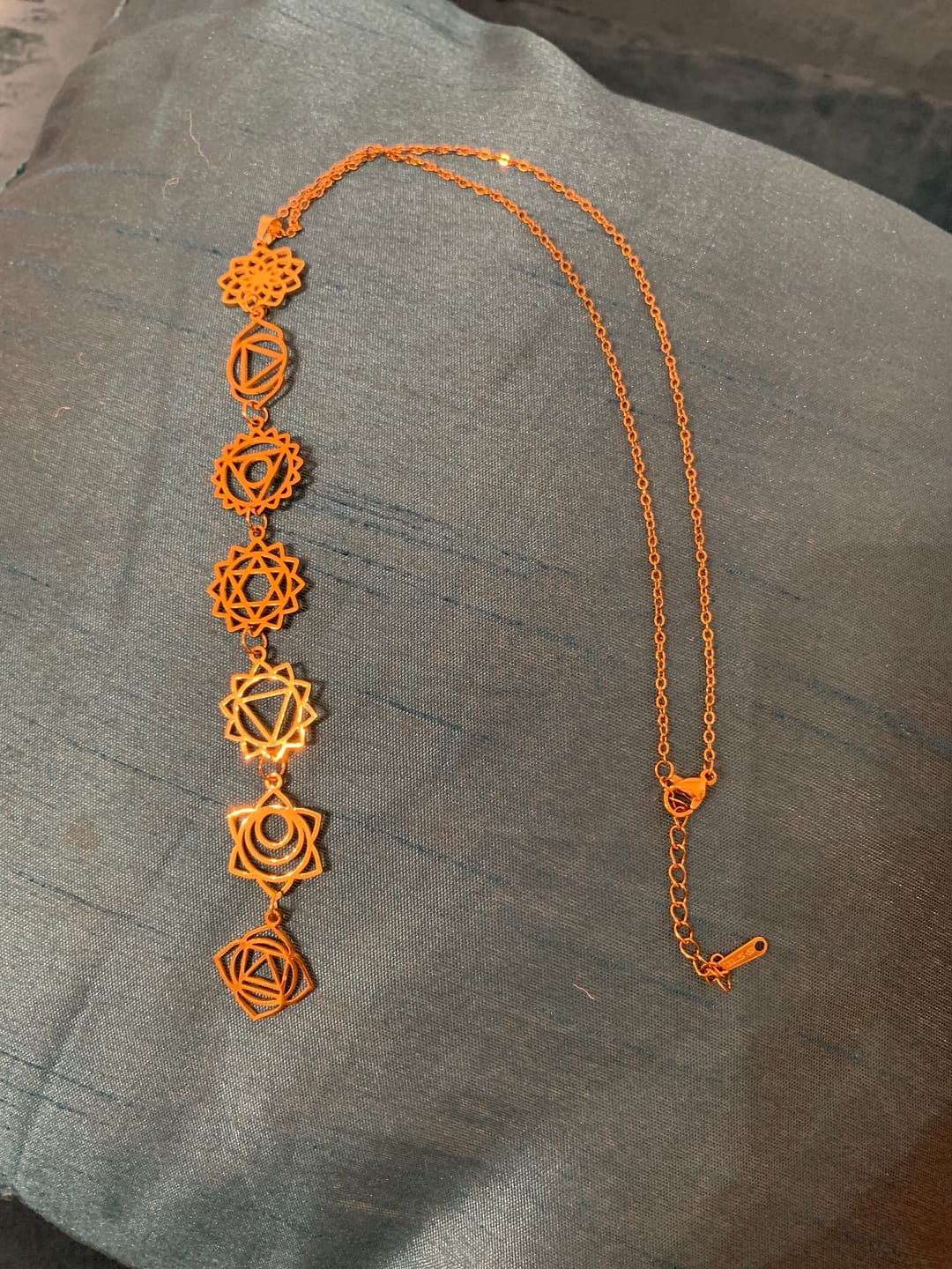Customer photo review of Collier 7 Chakras - Symboles Sacrés