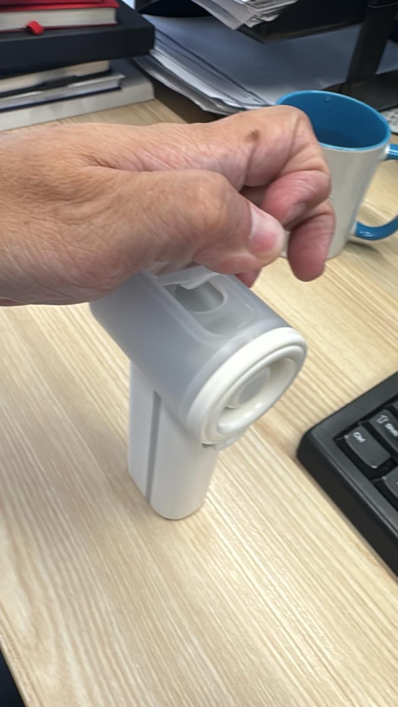 Customer photo review of izzCool 40 - High Speed Handheld Air Conditioner Fan (5,200mAh)