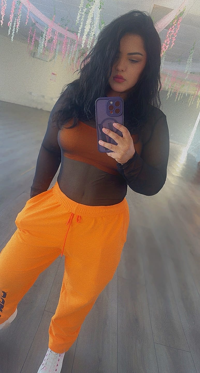 Customer photo review of Zumba Libre Slouch Sweatpants