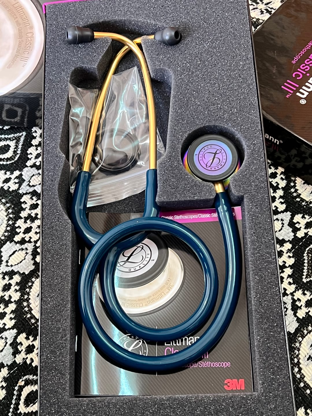Customer photo review of Littmann Classic III Monitoring Stethoscope: Caribbean Blue 5623