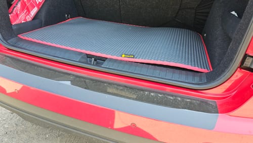 Customer photo review of Kofferraumwanne nach Maß