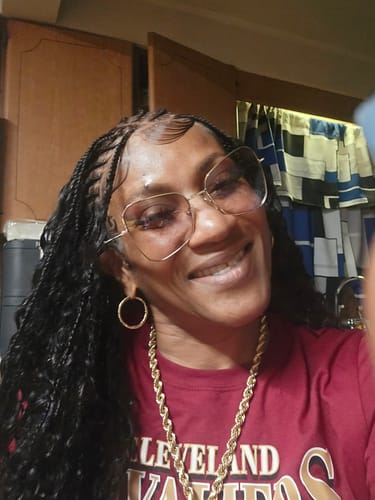 Customer photo review of Biggie Cornrow Bohemian Knotless (100% Humanhair curls) Full Lace Base (Tara)