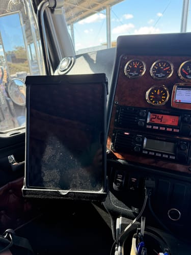 Customer photo review of RAM® Tab-Tite™ Holder for 9"-10.5" Tablets with Heavy Duty Cases (RAM-HOL-TAB20U)