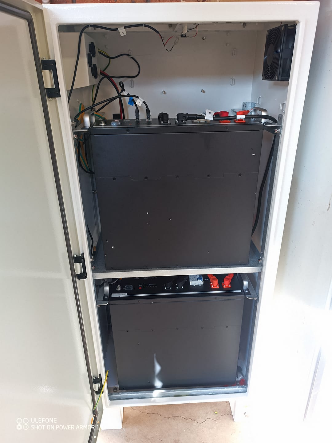 Customer photo review of Pylontech | US5000B | 48-volt 4.8kWh | Lithium Battery