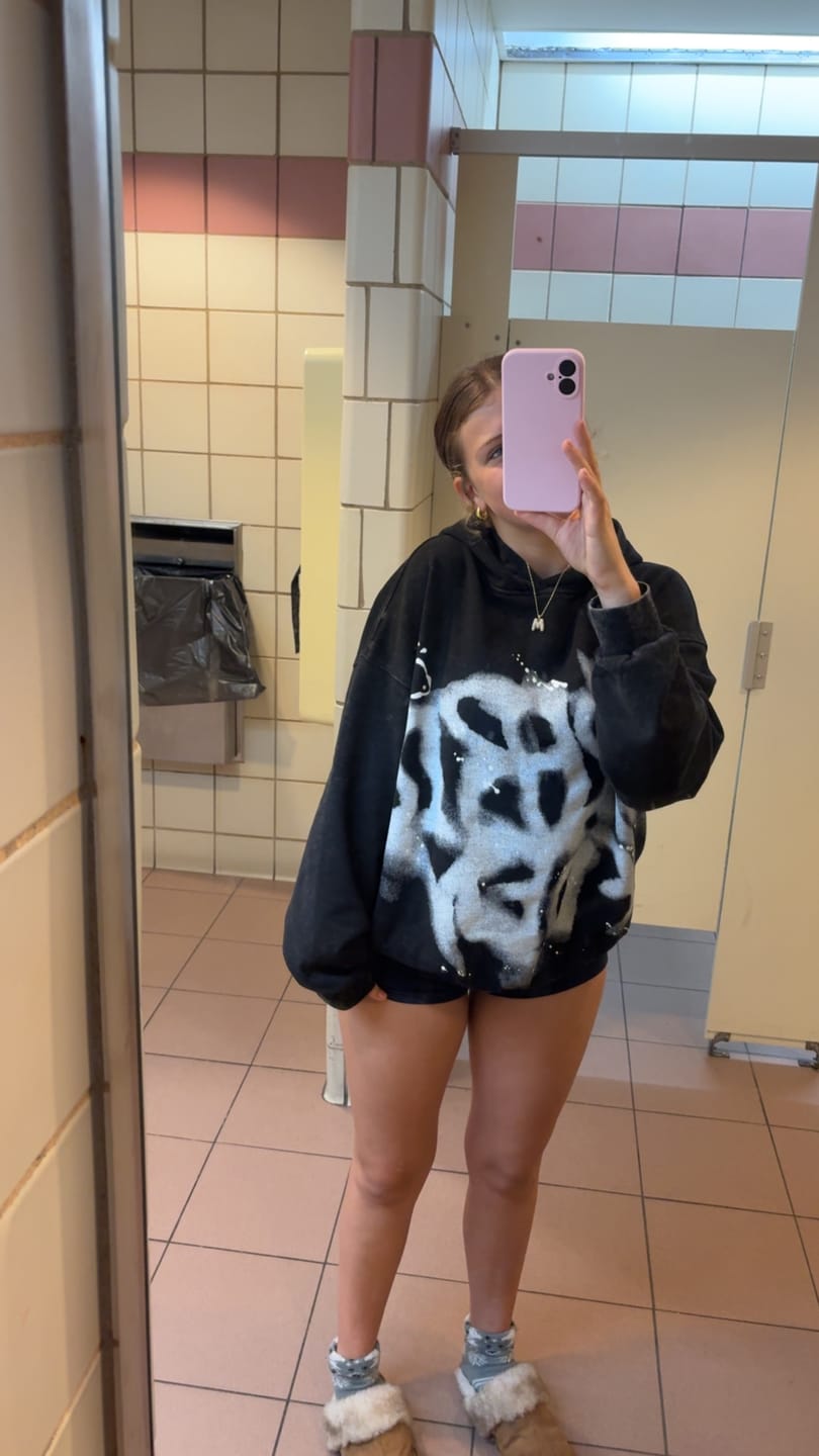 Customer photo review of Aelfric Eden Abstract Graphic Hoodie