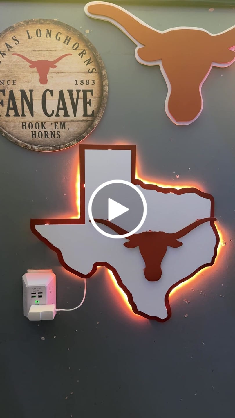 Customer video review of Texas Longhorns "Longhorn on State" 3D Vintage Metal Wall Art
