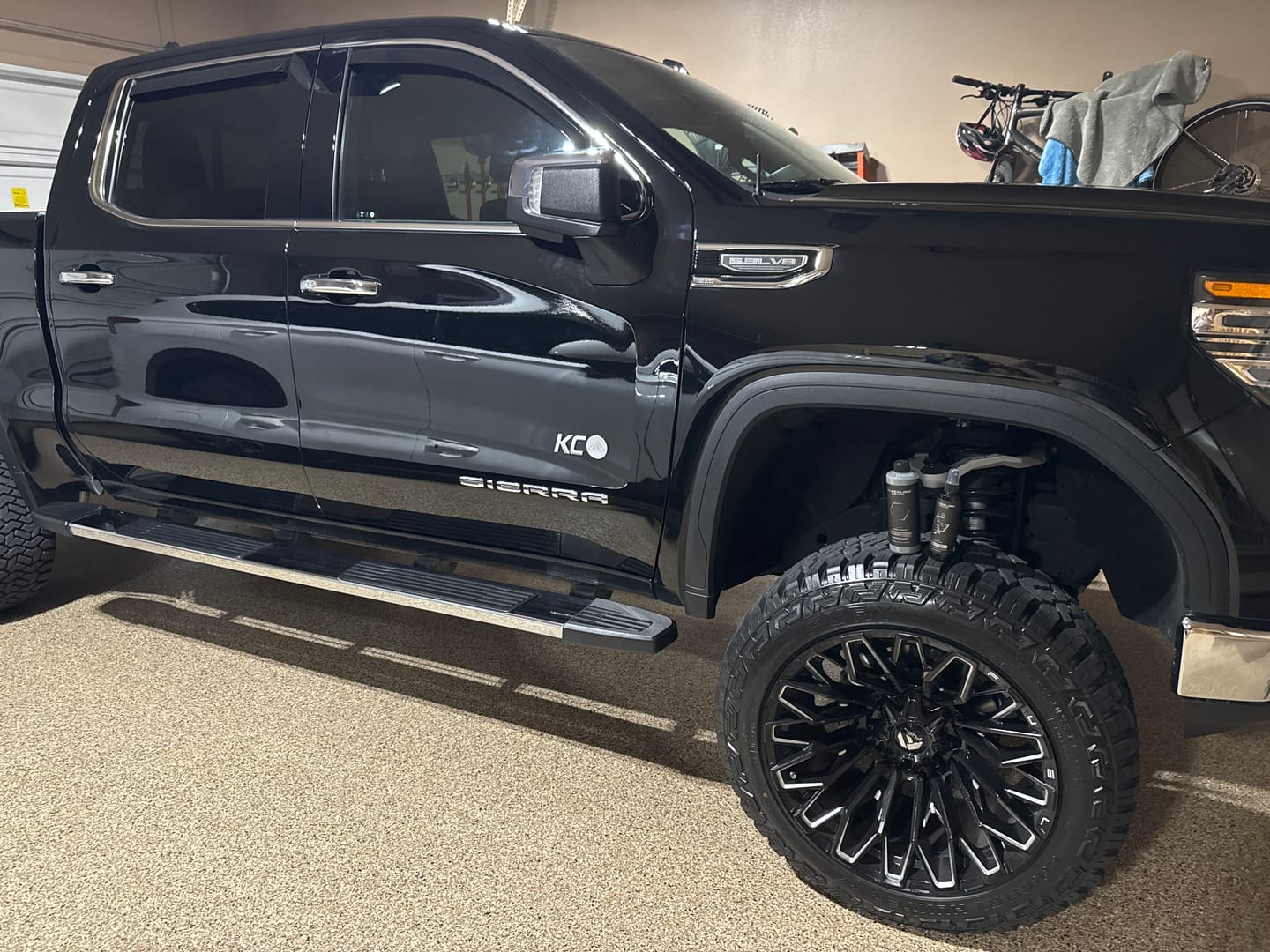 Customer photo review of BLACKLINE® BLACKOUT TRIM & TIRE DRESSING