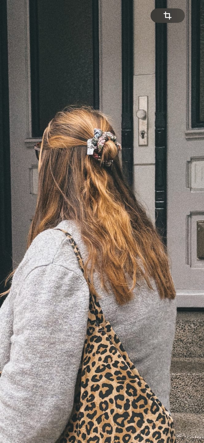 Customer photo review of GLORY - Scrunchie mit Pailletten