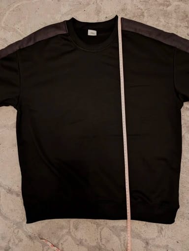 Customer photo review of Y2K Crewneck Sweatshirt