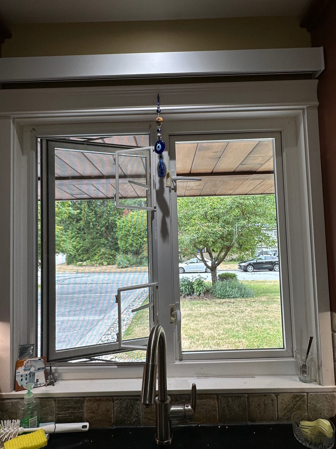 Customer photo review of SmartWings Motorized Light Filtering Roller Shades 50% Blackout PVC Free Sunscreen